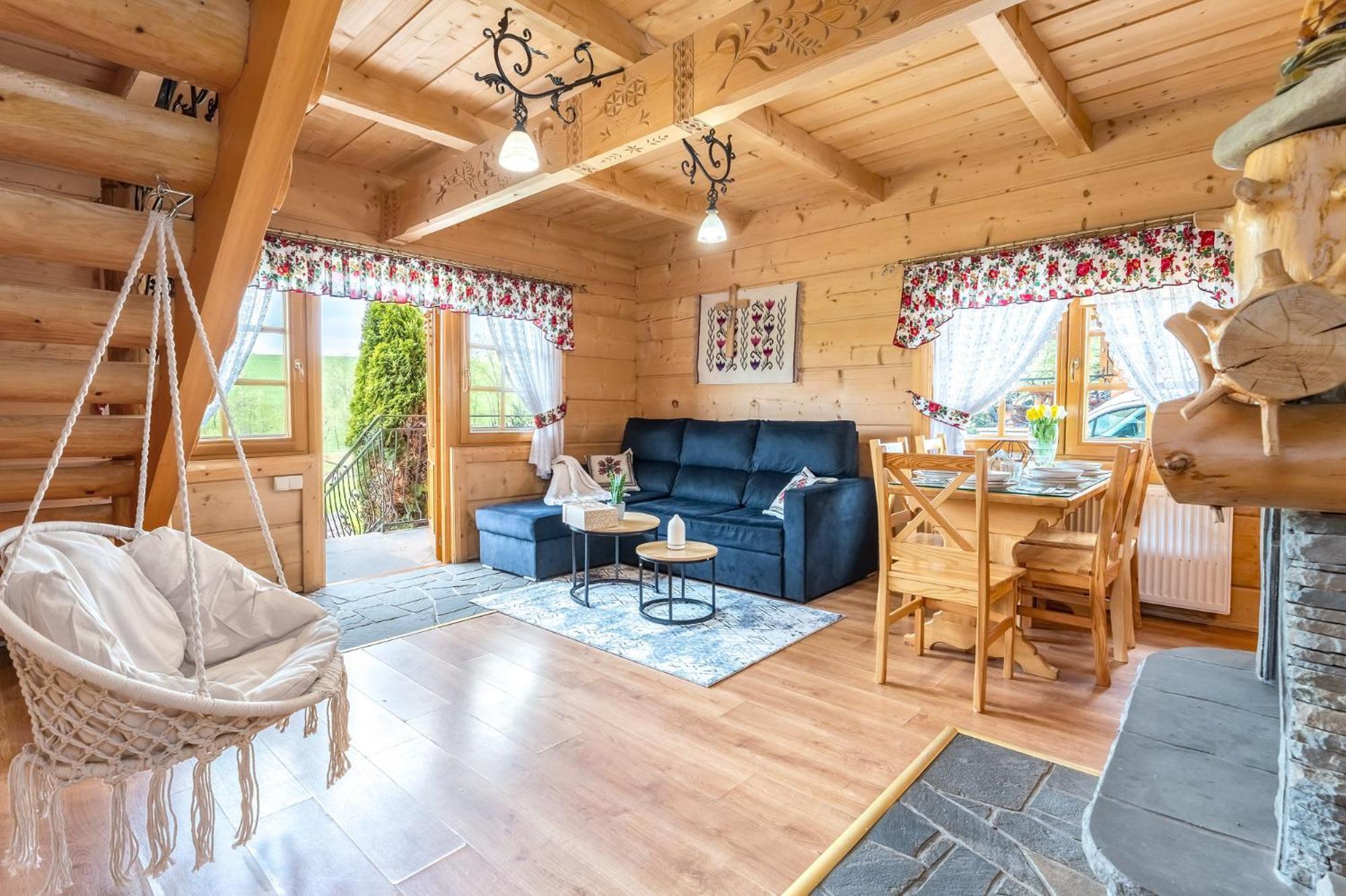 I Krupa Ciche Z Jacuzzi Chalet *